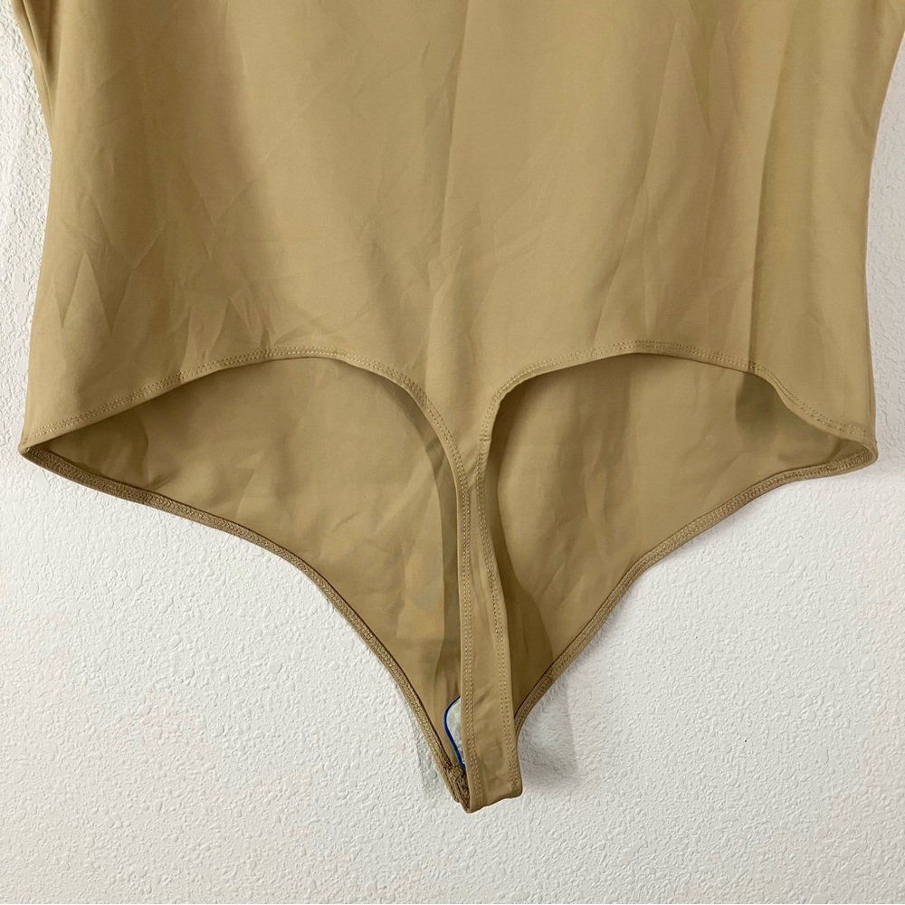 GOOD AMERICAN Scuba Square Neck Bodysuit NEW Short Sleeve Minimalist Tan 4X - Picture 11 of 14